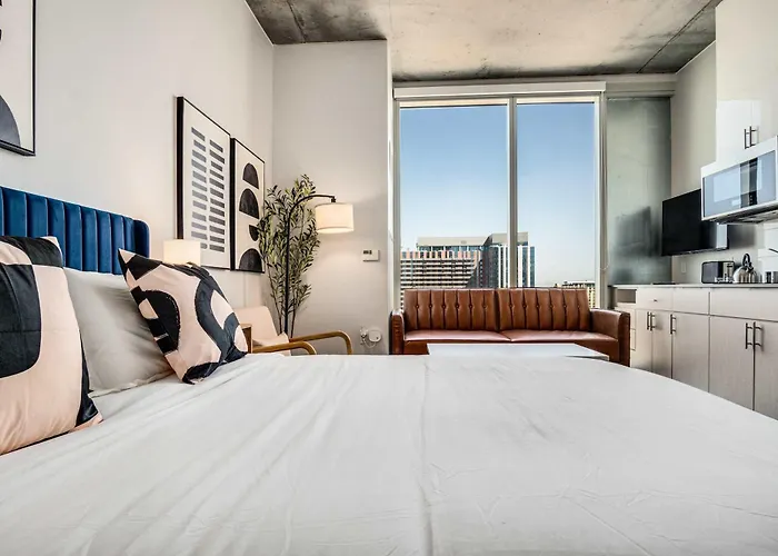 Apartment Boulevard Highrise Stu Sky Pool Parking Gym 25 Phoenix